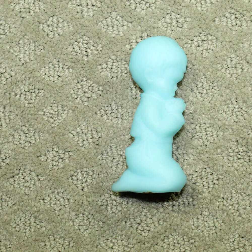 Vintage Fenton 3.75" Satin Blue Glass Praying Boy Figurine with Original Sticker
